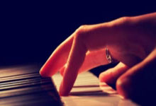 威廉希尔WilliamHill官方网站:FIFA公布世界杯裁判名單:中國裁判馬寧、曹奕、施翔入選.